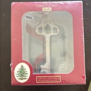 2024 Christmas Tree Ceramic Ornament - White and Green